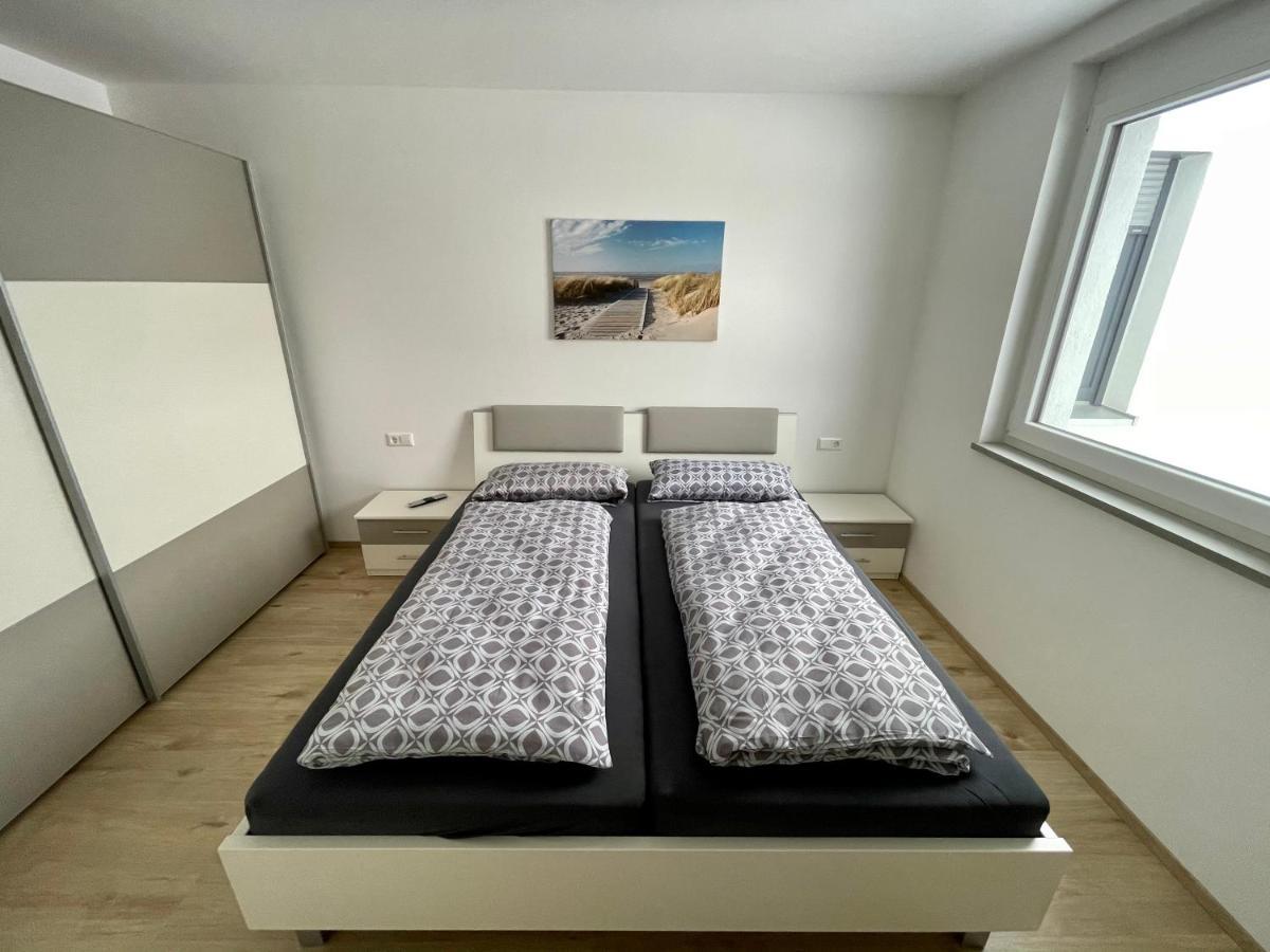 Haus Steingrubenweg Daire Mutlangen Dış mekan fotoğraf